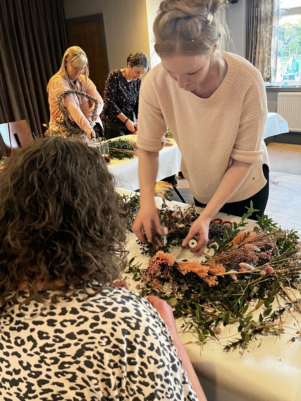 wreath making 2